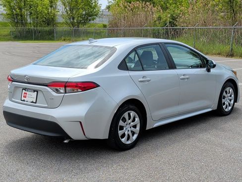 Used 2023 Toyota Corolla LE FWD image 8