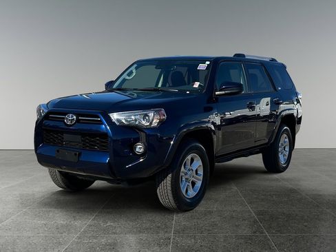 Used 2024 Toyota 4Runner SR5 image 4