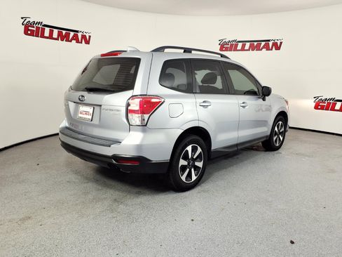 Used 2017 Subaru Forester 2.5i w/ Alloy Wheel Package image 7