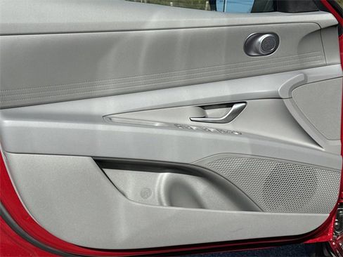 New 2026 Hyundai Elantra SE image 10