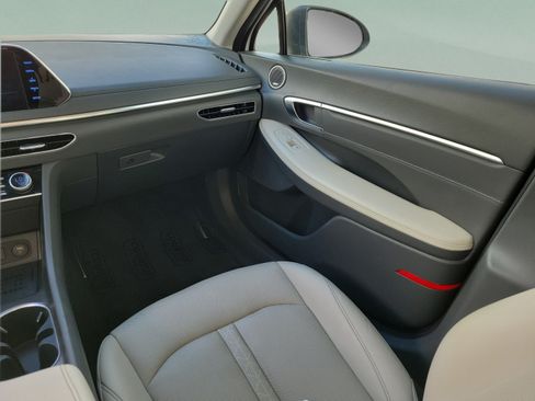 Used 2023 Hyundai Sonata Limited FWD image 11