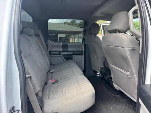 Used 2019 Ford F250 XLT w/ Snow Plow Prep Package AWD/4WD image 14