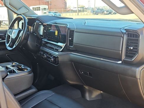 Used 2024 Chevrolet Silverado 2500 LTZ image 22