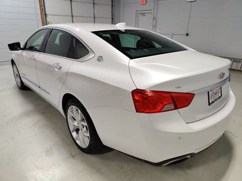 Used 2018 Chevrolet Impala Premier FWD image 18
