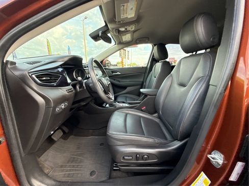 Used 2020 Buick Encore GX Essence w/ Advanced Technology Package AWD/4WD image 11