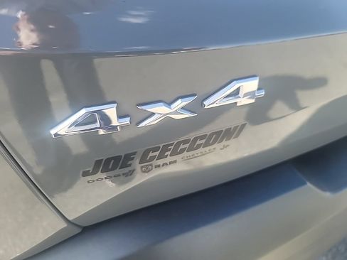 Used 2019 Jeep Renegade Sport w/ Sport Appearance Group AWD/4WD image 10