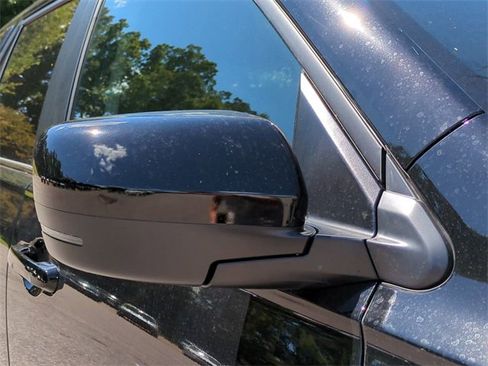 New 2025 Honda Pilot EX-L image 11