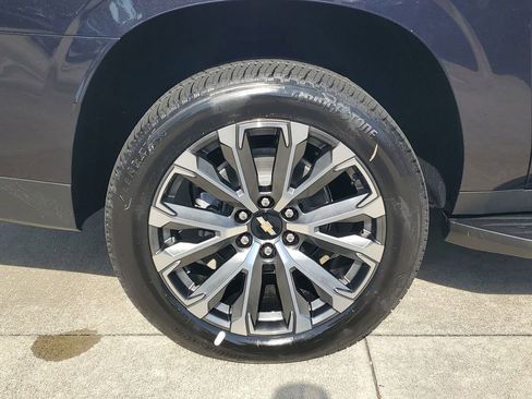 New 2026 Chevrolet Suburban High Country w/ Sun And Tow Package AWD/4WD image 5