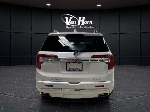 Used 2023 GMC Acadia Denali w/ Denali Technology Package AWD/4WD image 6