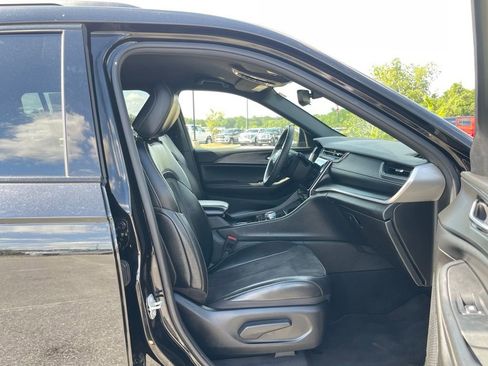 Used 2023 Jeep Grand Cherokee L Laredo AWD/4WD image 48