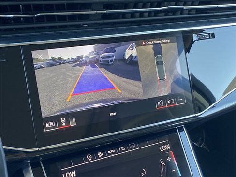 Used 2023 Audi Q7 3.0T Premium Plus image 14