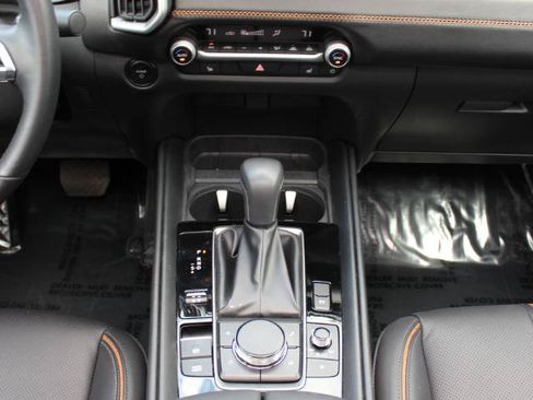 Used 2025 MAZDA CX-50 AWD 2.5 Hybrid w/ Premium Pkg image 18