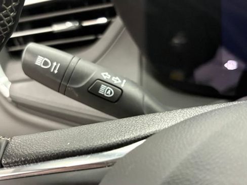 Used 2025 Buick Encore GX Preferred FWD image 19