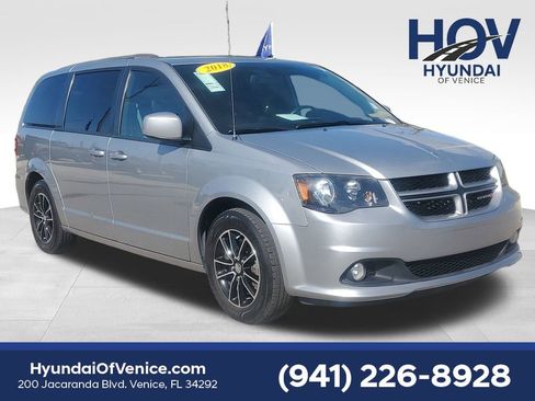 Used 2018 Dodge Grand Caravan GT image 1