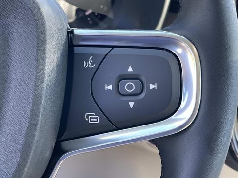 New 2026 Volvo XC40 B5 Plus w/ Protection Package Premier image 32