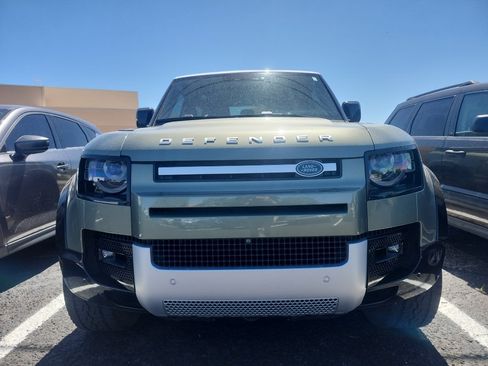 Used 2023 Land Rover Defender 90 S AWD/4WD image 2