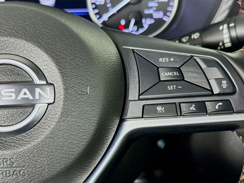 Used 2025 Nissan Sentra SR w/ Midnight Edition FWD image 13