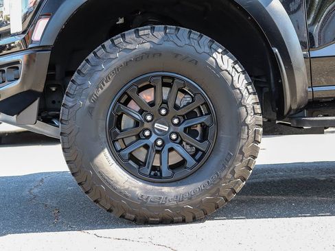 Used 2024 Ford F150 Raptor AWD/4WD image 9