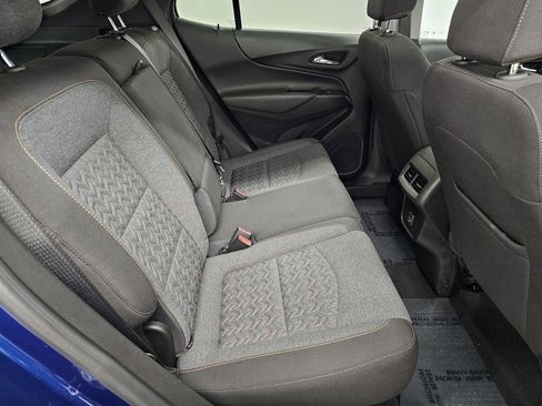 Used 2023 Chevrolet Equinox LT image 24