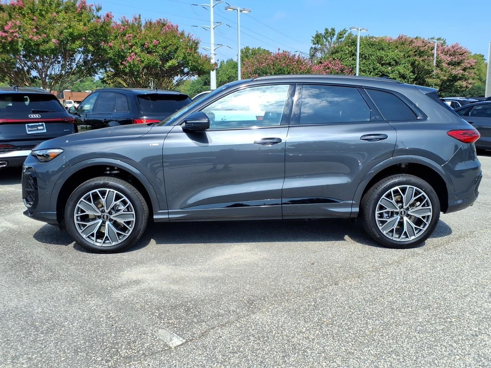 New 2026 Audi Q5 Premium Plus AWD/4WD image 3