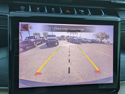 Certified 2024 Jeep Grand Cherokee Limited image 24