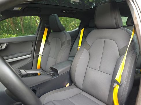 Used 2022 Polestar Polestar 2 w/ Performance Package AWD/4WD image 11