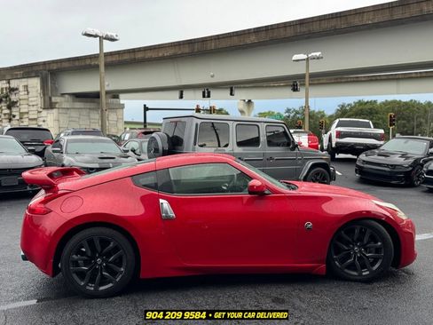 Used 2016 Nissan 370Z Coupe RWD image 7