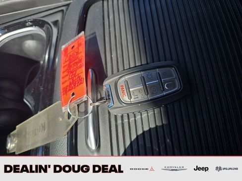 New 2026 Chrysler Pacifica Limited AWD/4WD image 29