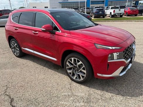 Used 2022 Hyundai Santa Fe Calligraphy FWD image 2