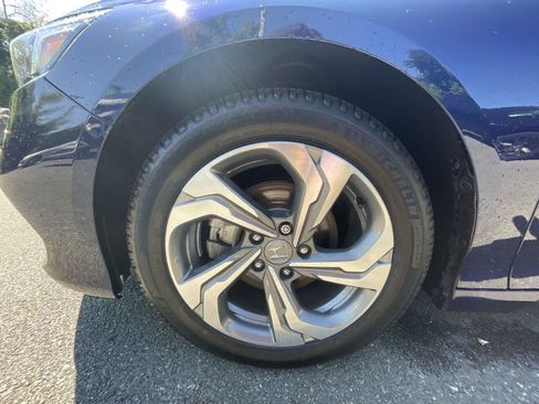 Used 2020 Honda Accord EX image 26