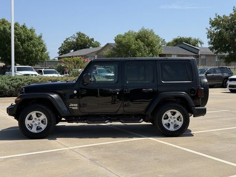 Used 2020 Jeep Wrangler Unlimited Sport S image 7