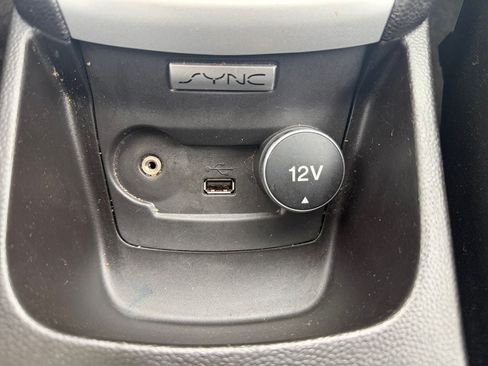 Used 2016 Ford Fiesta SE w/ Cold Weather Package FWD image 20
