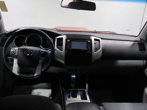 Used 2014 Toyota Tacoma PreRunner w/ TRD Sport Package RWD image 17