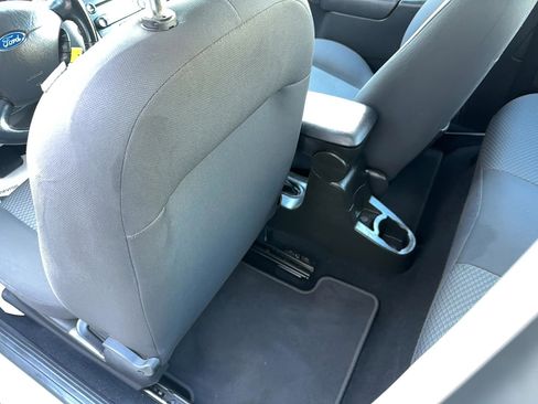 Used 2007 Ford Focus SES image 15