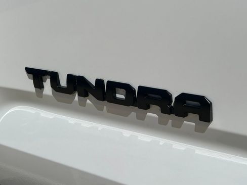 New 2026 Toyota Tundra Limited AWD/4WD image 16