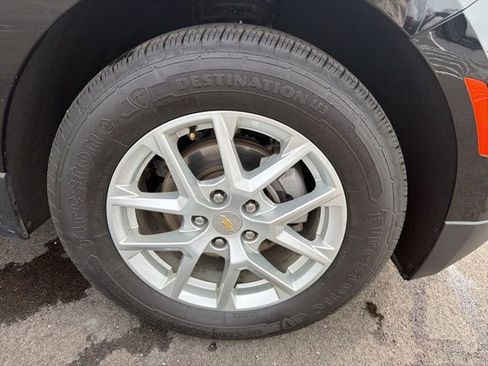 Used 2023 Chevrolet Equinox LT w/ LPO, Floor Liner Package FWD image 4