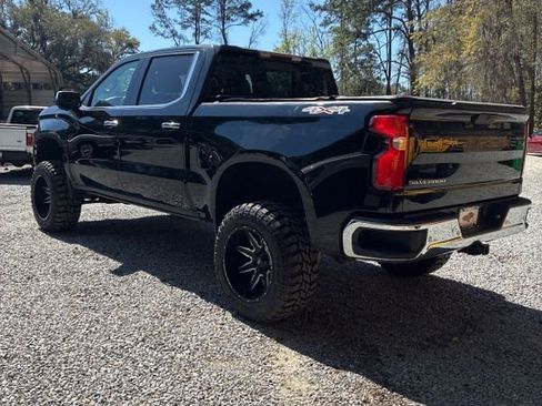 Used 2019 Chevrolet Silverado 1500 LTZ w/ LTZ Plus Package image 2