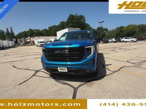 Certified 2022 GMC Sierra 1500 Elevation w/ LPO, Elevation Black Package AWD/4WD image 3
