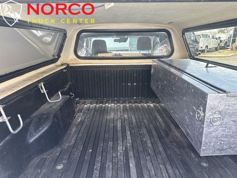 Used 2019 Toyota Tacoma SR RWD image 9