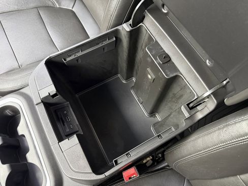 Used 2020 Chevrolet Silverado 1500 LT Trail Boss image 27