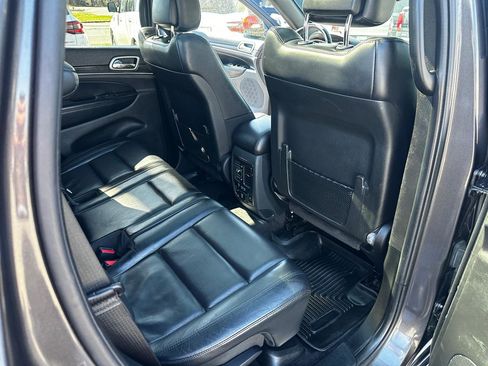 Used 2019 Jeep Grand Cherokee Limited w/ Luxury Group II image 21