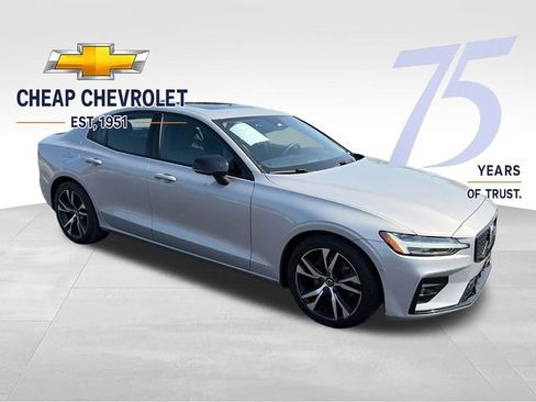Used 2024 Volvo S60 B5 Plus FWD image 7