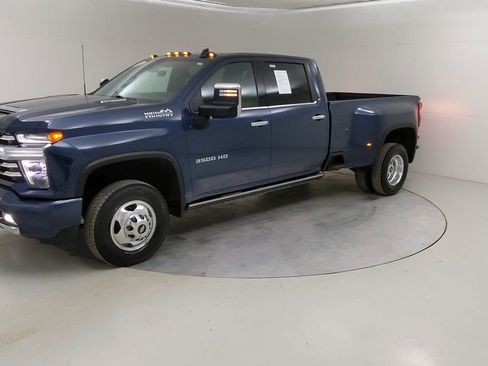 Used 2021 Chevrolet Silverado 3500 High Country image 20