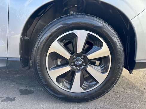 Used 2018 Subaru Forester 2.5i Premium w/ All-Weather Package image 35