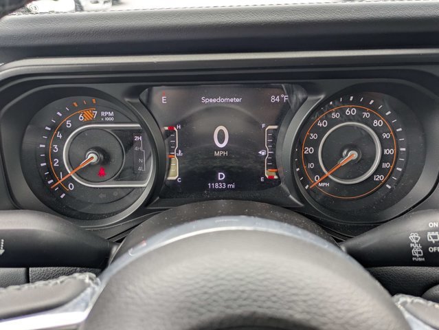 Certified 2026 Jeep Wrangler Unlimited Sahara AWD/4WD image 27