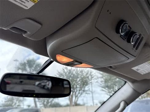 Used 2015 Nissan Armada Platinum image 26