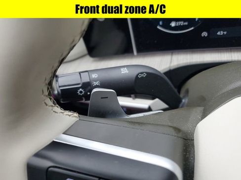 Used 2024 Hyundai Santa Fe Calligraphy image 15