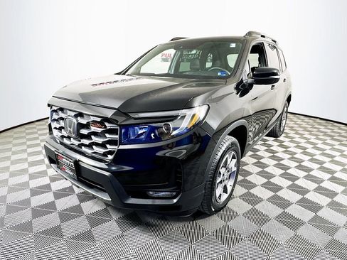 Used 2022 Honda Passport TrailSport image 3