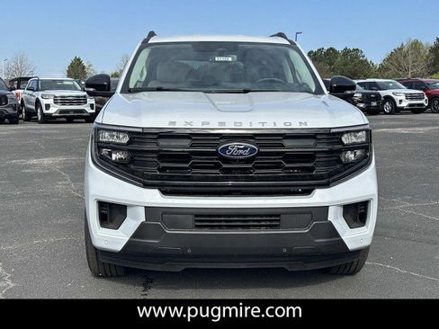 New 2026 Ford Expedition Max Active image 2