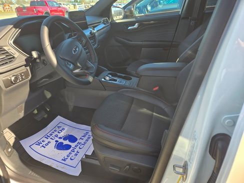 New 2026 Ford Escape ST-Line image 7